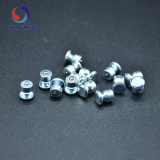 Winter Tire Spike and Tire Studs กับ Carbide Core